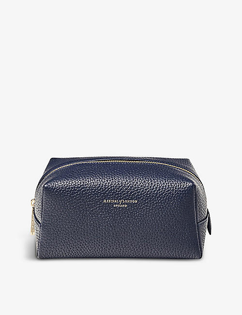 Travel costmetic case navy monogram