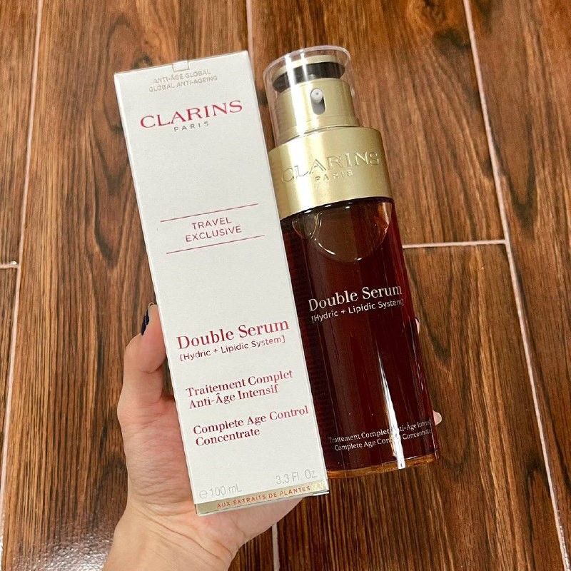 Clarins Essential Care Double Serum 100 ml Clarins Essential Care Double Serum 100 ml image