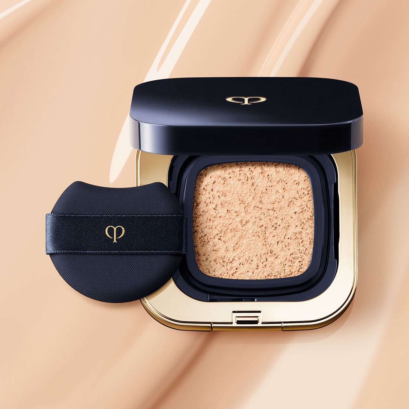 Case (Radiant Cushion Foundation Dewy)
