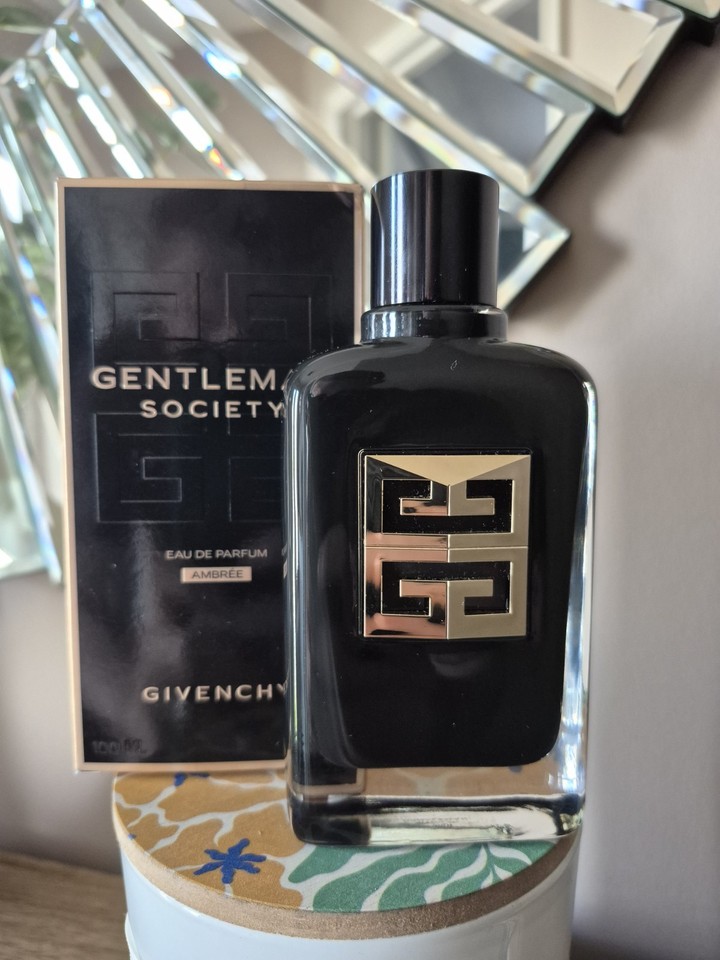 Givenchy Gentleman Society Ambree 100ml Eau de Parfum | Duty Free Madrid Tiendas Aeropuerto