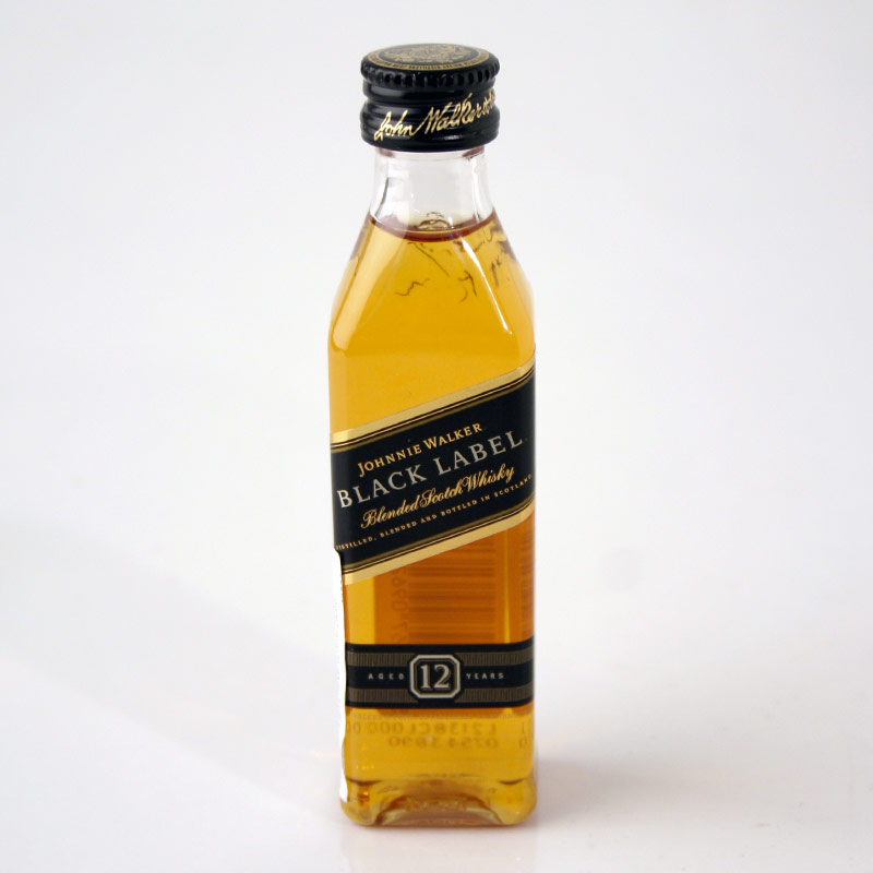 Johnnie Walker Black Label Blended Scotch Whisky 40% 0.05L PET